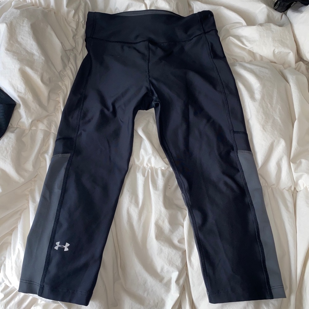 Under armour crop leggings